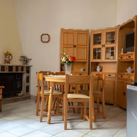 Casa Francesca オロゼーイ