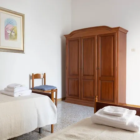 Casa Francesca 別荘 オロゼーイ